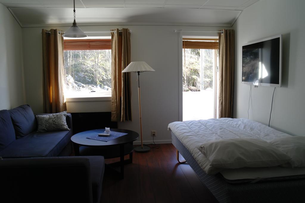 Tysnes Sjo Og Fritid Aparthotel Uggdal Room photo