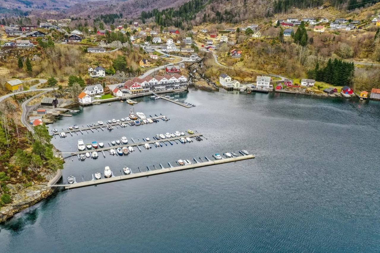 Tysnes Sjo Og Fritid Aparthotel Uggdal Exterior photo